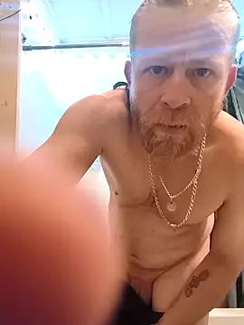 2hot2fun online show from 04/10/26, 12:10