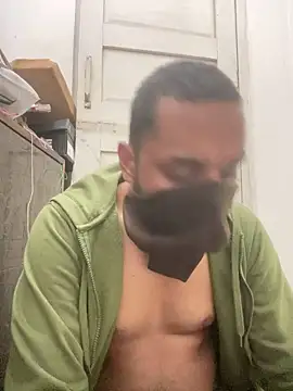 Snapshot of rathorejii chatting on 04/10/26, 04:33 rathorejii online show from 04/10/26, 04:33