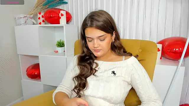 Aisha Tiffany online show from 06/02/26, 10:45