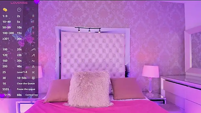 NatashaMilley online show from 04/17/26, 03:31