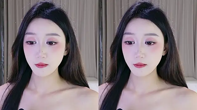 Snapshot of Dancing-CoCo-Pro chatting on 04/22/26, 11:01 Dancing-CoCo-Pro online show from 04/22/26, 11:01