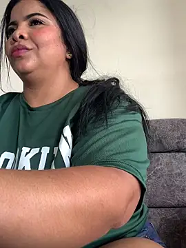 Snapshot of megan_purpura chatting on 06/19/26, 07:39 megan purpura online show from 06/19/26, 07:39