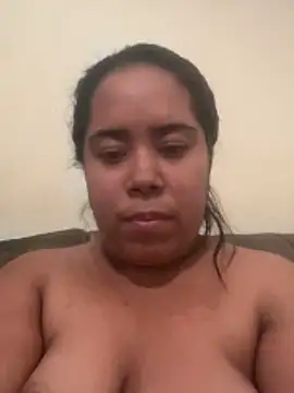 Snapshot of Tainesilva chatting on 04/27/26, 07:23 Tainesilva online show from 04/27/26, 07:23