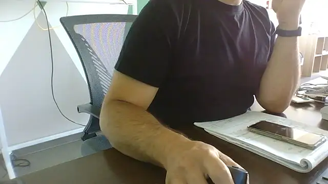 Snapshot of brunosso85ita chatting on 06/23/26, 07:50 brunosso85ita online show from 06/23/26, 07:50