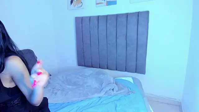 britanny jones1 online show from 04/12/26, 10:31