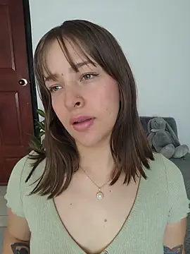Mari Rouse online show from 05/15/26, 01:29