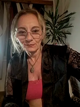 Blond lady czech online show from 04/18/26, 07:58