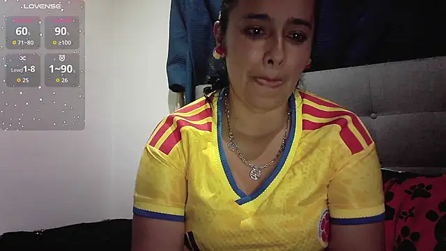 Snapshot of Estefany-magic chatting on 06/18/26, 02:34 Estefany-magic online show from 06/18/26, 02:34