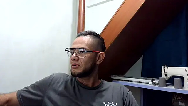 andrew 1520 online show from 02/03/26, 02:21