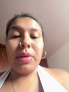 Iam-sophia27 online show from 05/21/26, 04:36