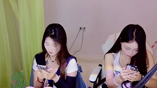 Xiongchumo1120 online show from 05/25/26, 03:23