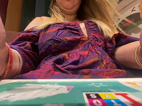 Snapshot of kavyasingh36 chatting on 04/12/26, 08:25 kavyasingh36 online show from 04/12/26, 08:25