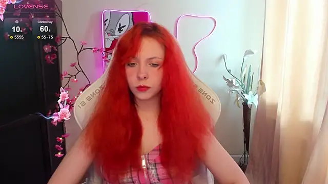 Snapshot of InfernoKitten chatting on 05/22/26, 01:02 InfernoKitten online show from 05/22/26, 01:02