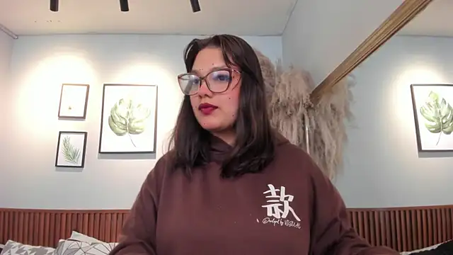 AMBERBENELLI online show from 04/17/26, 03:31