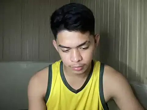 Snapshot of yourhotasian_jhonpol16 chatting on 07/18/26, 03:16 yourhotasian jhonpol16 online show from 07/18/26, 03:16