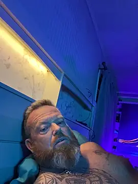 BayouBama51 online show from 04/27/26, 02:53