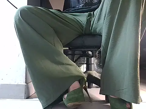 jelesaime online show from 04/21/26, 08:01