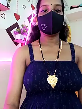 Snapshot of Mun_Mun1 chatting on 04/12/26, 03:00 Mun Mun1 online show from 04/12/26, 03:00