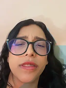 milakitti online show from 04/29/26, 02:59