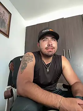 Snapshot of Frednunex chatting on 04/15/26, 07:58 Frednunex online show from 04/15/26, 07:58