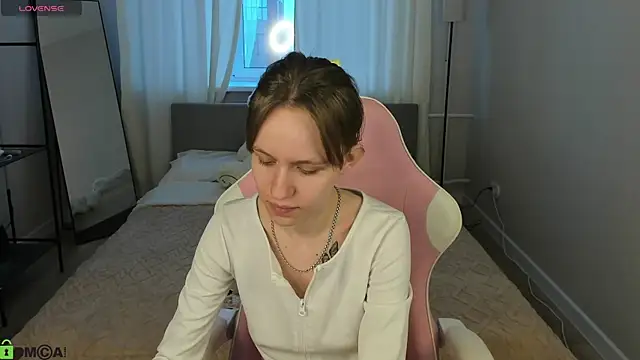 Snapshot of Milena_Milyan chatting on 04/30/26, 01:01 Milena Milyan online show from 04/30/26, 01:01