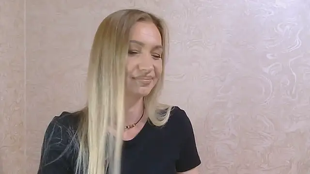 Snapshot of NoirEnigma chatting on 06/06/26, 09:41 NoirEnigma online show from 06/06/26, 09:41