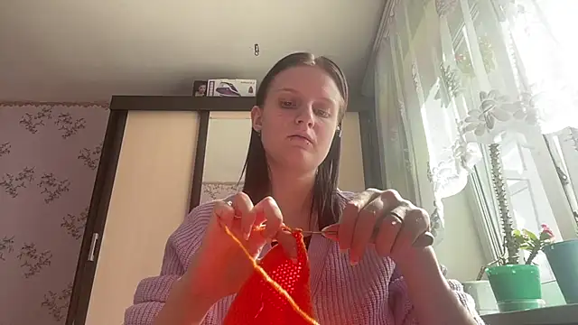 Snapshot of SofiaOops_1 chatting on 04/16/26, 08:48 SofiaOops 1 online show from 04/16/26, 08:48