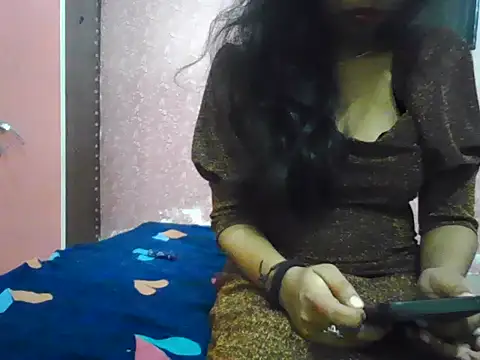 Snapshot of Malikaaa_V chatting on 08/04/26, 07:11 Malikaaa V online show from 08/04/26, 07:11