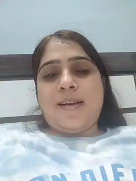 Snapshot of hot_katrina99 chatting on 05/18/26, 09:26 hot katrina99 online show from 05/18/26, 09:26