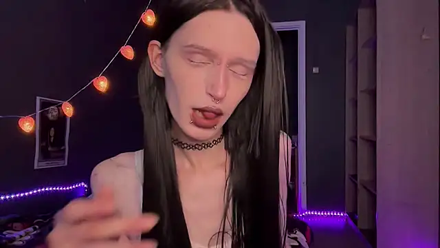 Niky Long online show from 05/04/26, 08:10