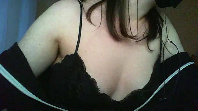 MeowXoXoX online show from 04/12/26, 05:51