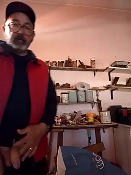Snapshot of Dietosca chatting on 04/30/26, 03:18 Dietosca online show from 04/30/26, 03:18