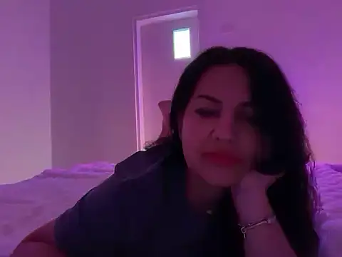 Snapshot of SeleneVane chatting on 08/08/26, 08:33 SeleneVane online show from 08/08/26, 08:33