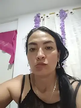Snapshot of LuluDream chatting on 07/14/26, 01:19 LuluDream online show from 07/14/26, 01:19