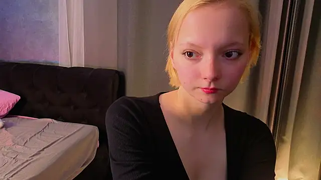 sweet lynx online show from 04/20/26, 04:10