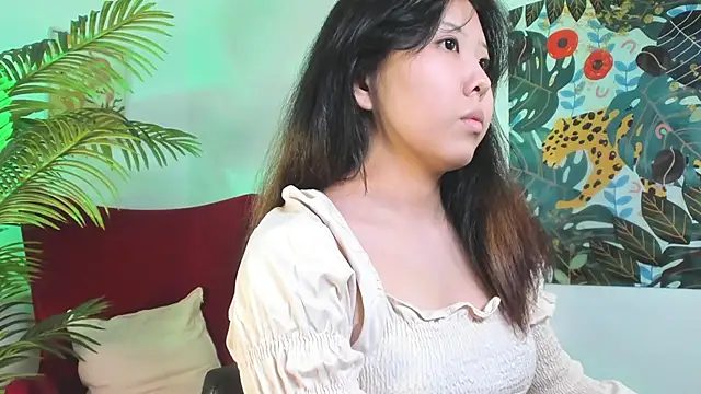 Snapshot of AzureMimi chatting on 05/02/26, 02:11 AzureMimi online show from 05/02/26, 02:11