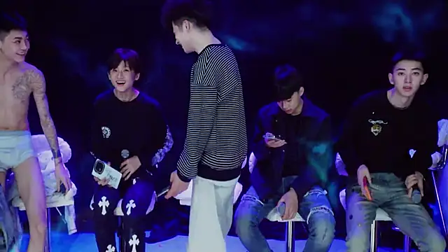 GAY-BOYS8888 online show from 04/14/26, 08:20