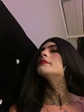 valen lewiiz online show from 05/21/26, 04:19