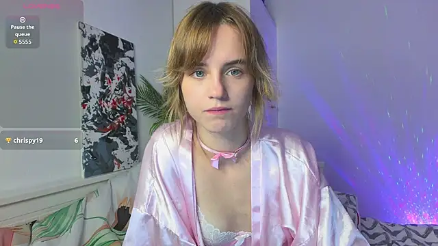 Snapshot of Tessa_Shy_ chatting on 07/15/26, 06:13 Tessa Shy online show from 07/15/26, 06:13