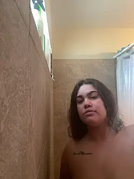 Islandmamita online show from 04/20/26, 03:26