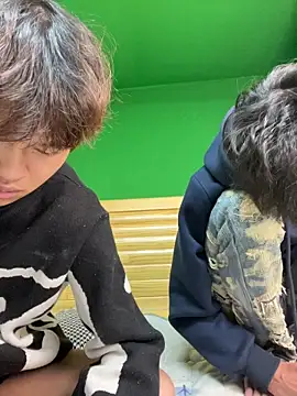 -OvO- online show from 05/23/26, 12:20