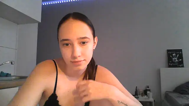 DarkMirel online show from 07/12/26, 04:53