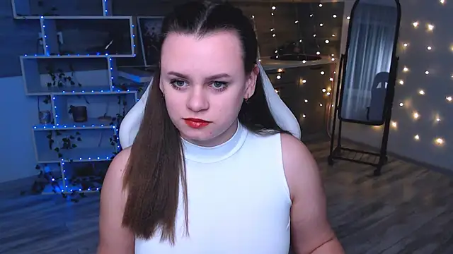 sofiarayan online show from 04/18/26, 05:28