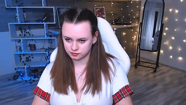 sofiarayan online show from 04/18/26, 07:07