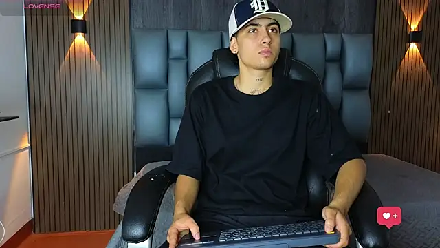 mohamed malik online show from 05/30/26, 03:09