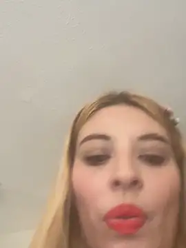 Bunnysweet95 online show from 04/28/26, 06:46