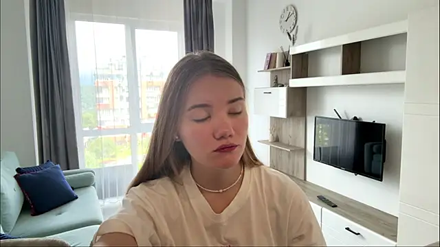 Snapshot of doana_bebriti chatting on 06/27/26, 10:09 doana bebriti online show from 06/27/26, 10:09