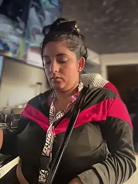 Paris  LS online show from 04/14/26, 01:28