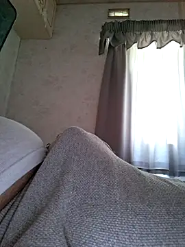 Snapshot of jhoni123foryou chatting on 06/14/26, 02:08 jhoni123foryou online show from 06/14/26, 02:08