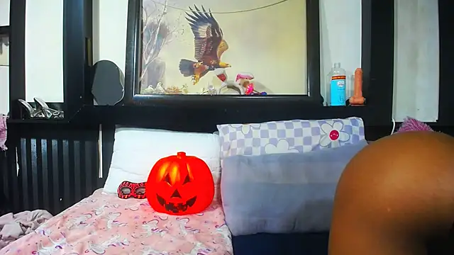 YoungBarbiexx online show from 05/20/26, 07:31